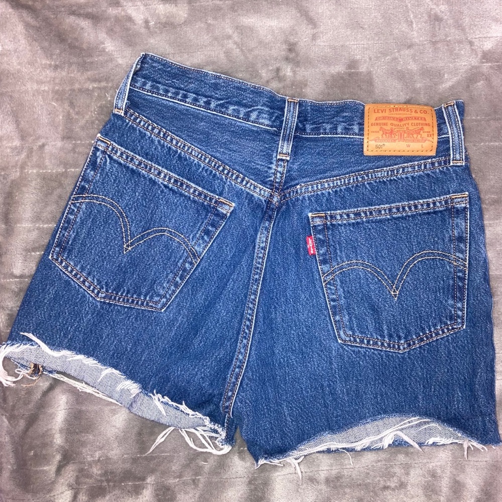 SOLD Levi’s 501 Cutoff Shorts